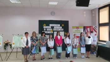 vi-powiatowy-konkurs-poetycki-a-niechaj-narodowie-wzdy-postronni-znaja