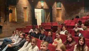 wizyta-w-teatrze-klasy-6-a